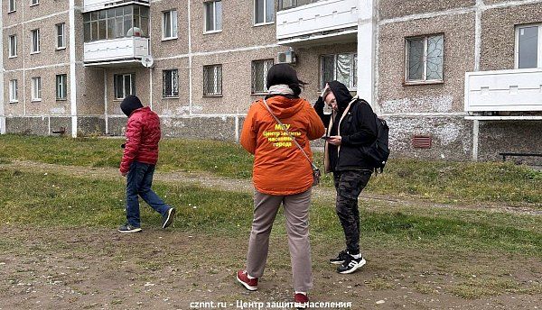 Профилактический рейд по гражданской обороне в многоквартирном доме Дзержинского района 