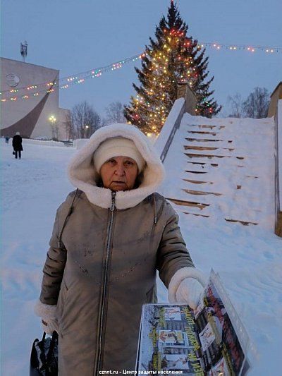Мероприятия у  Новогодних   ёлок  Дзержинского района