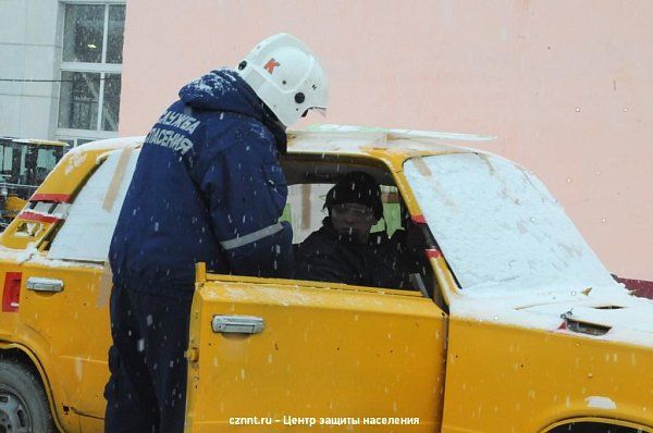 Спасатели поделились с пожарными  опытом работы на ДТП 