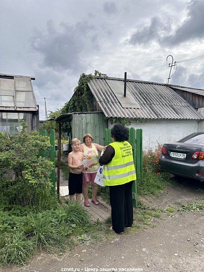 Рейд по обучению населения мерам пожарной безопасности в коллективных садах Дзержинского района