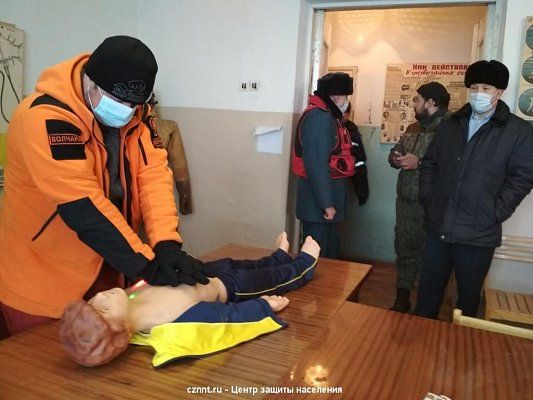 На спасательной станции прошли совместные учения спасателей и волонтеров (фоторепортаж)
