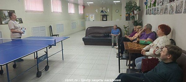Занятия с отдыхающими Комплексного центра социального обслуживания населения Ленинского района